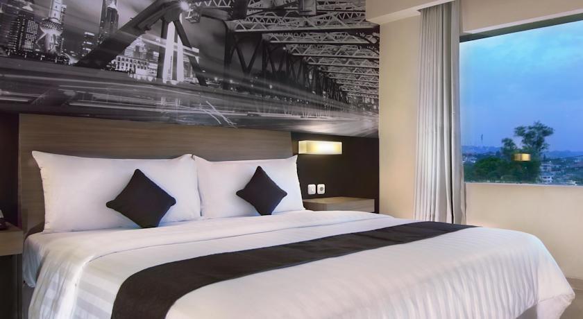 Neo Candi Simpang Lima - By Aston Hotel