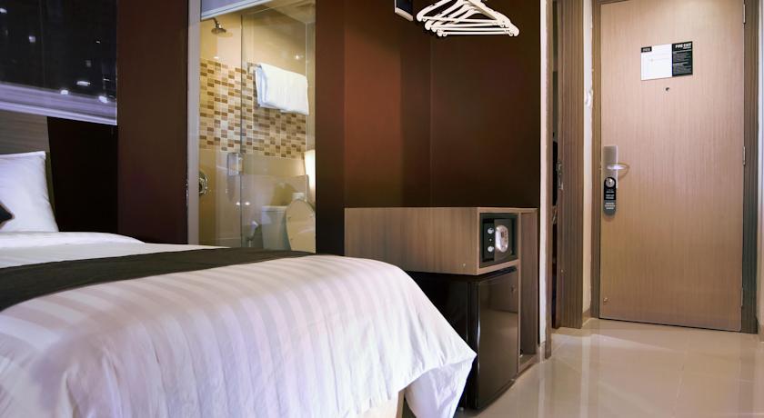 Hotel Neo Candi Simpang Lima - By Aston Semarang