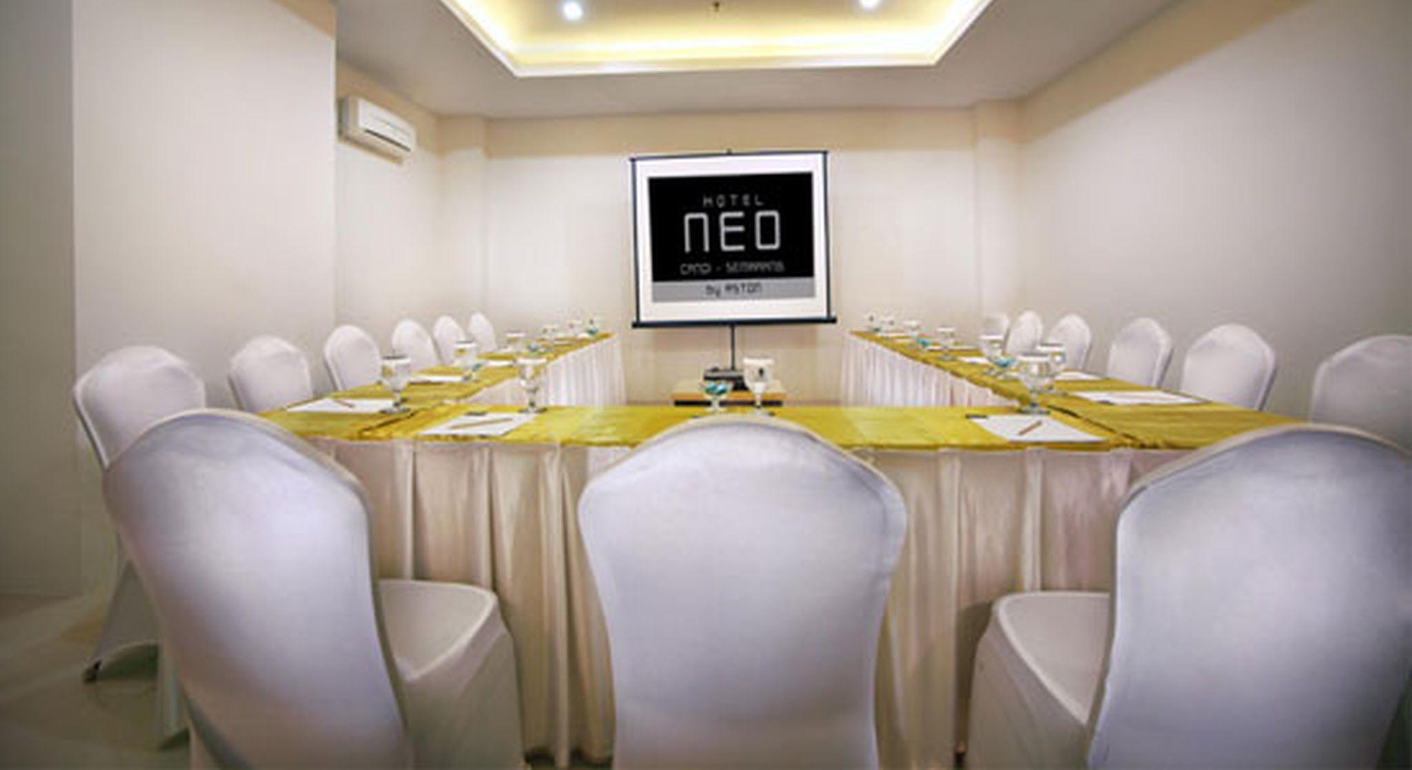 Neo Candi Simpang Lima - By Aston Semarang