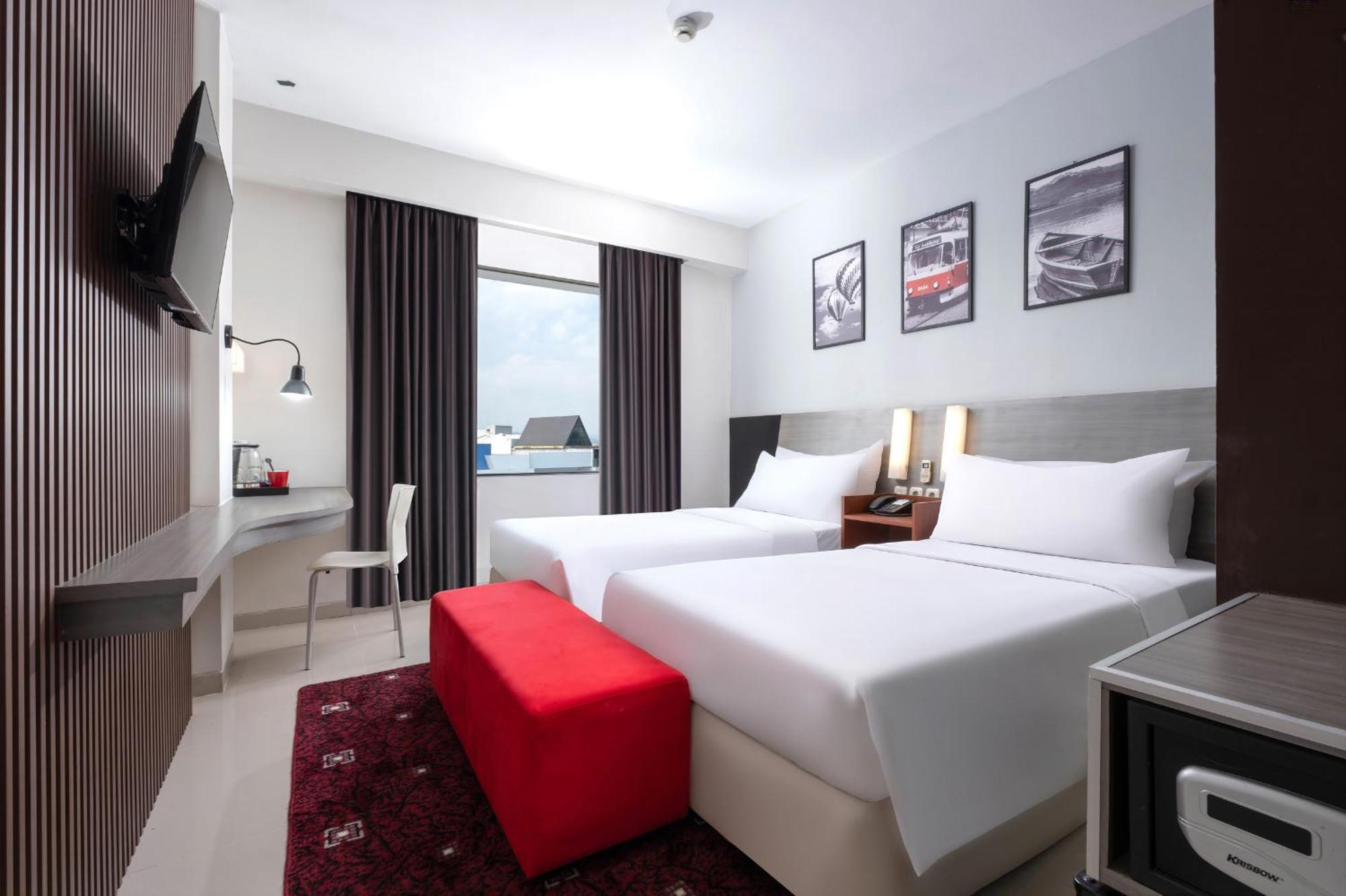 Hotel Neo Candi Simpang Lima - By Aston