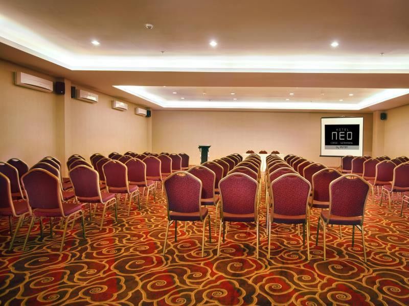 Neo Candi Simpang Lima - By Aston 3* Semarang