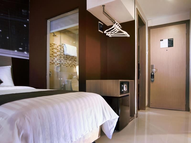 Neo Candi Simpang Lima - By Aston Hotel 3*