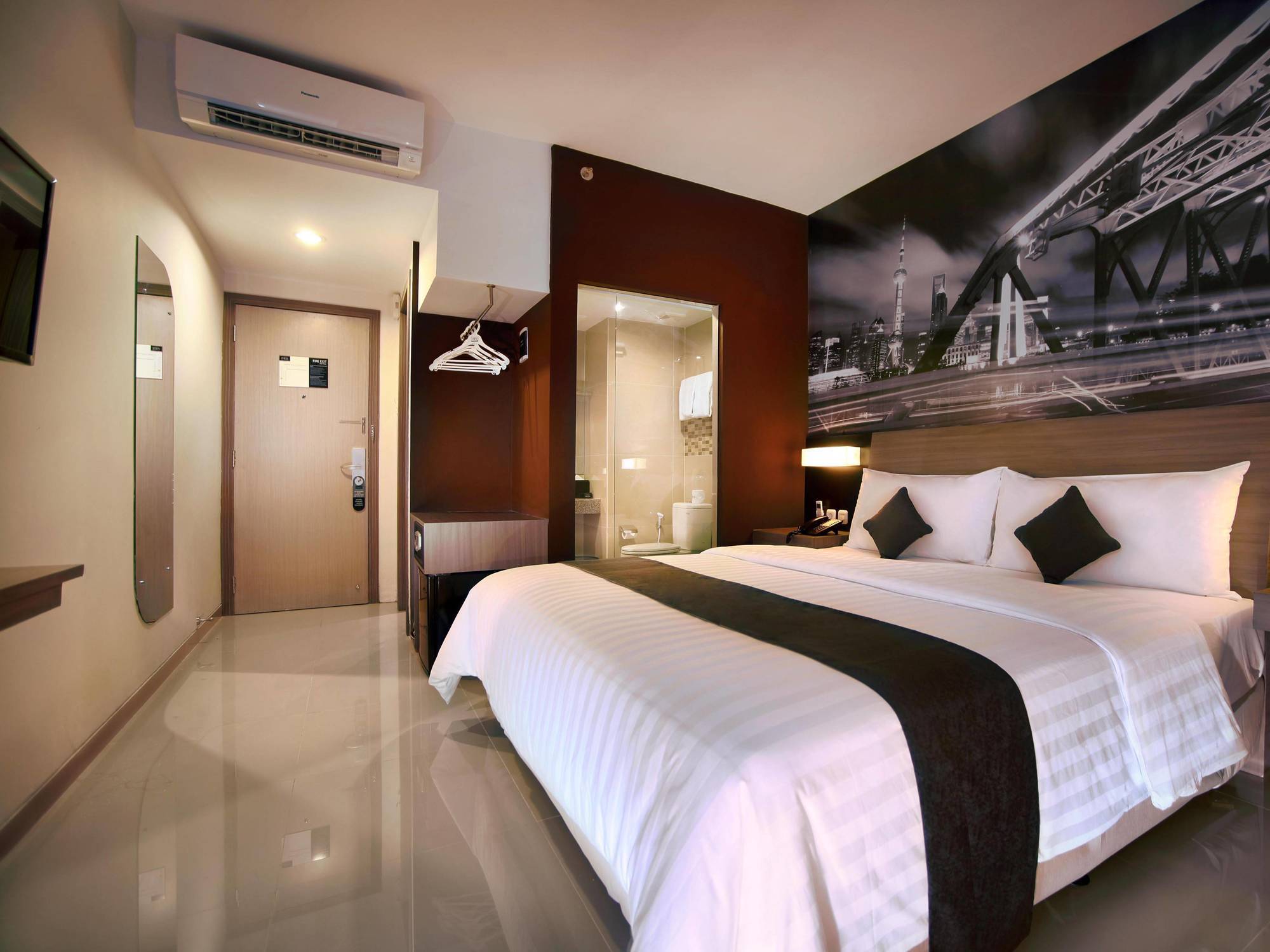 Neo Candi Simpang Lima - By Aston Hotel