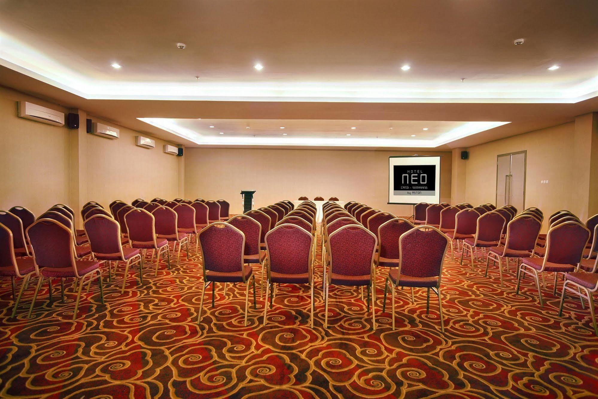 Hotel Neo Candi Simpang Lima - By Aston Semarang
